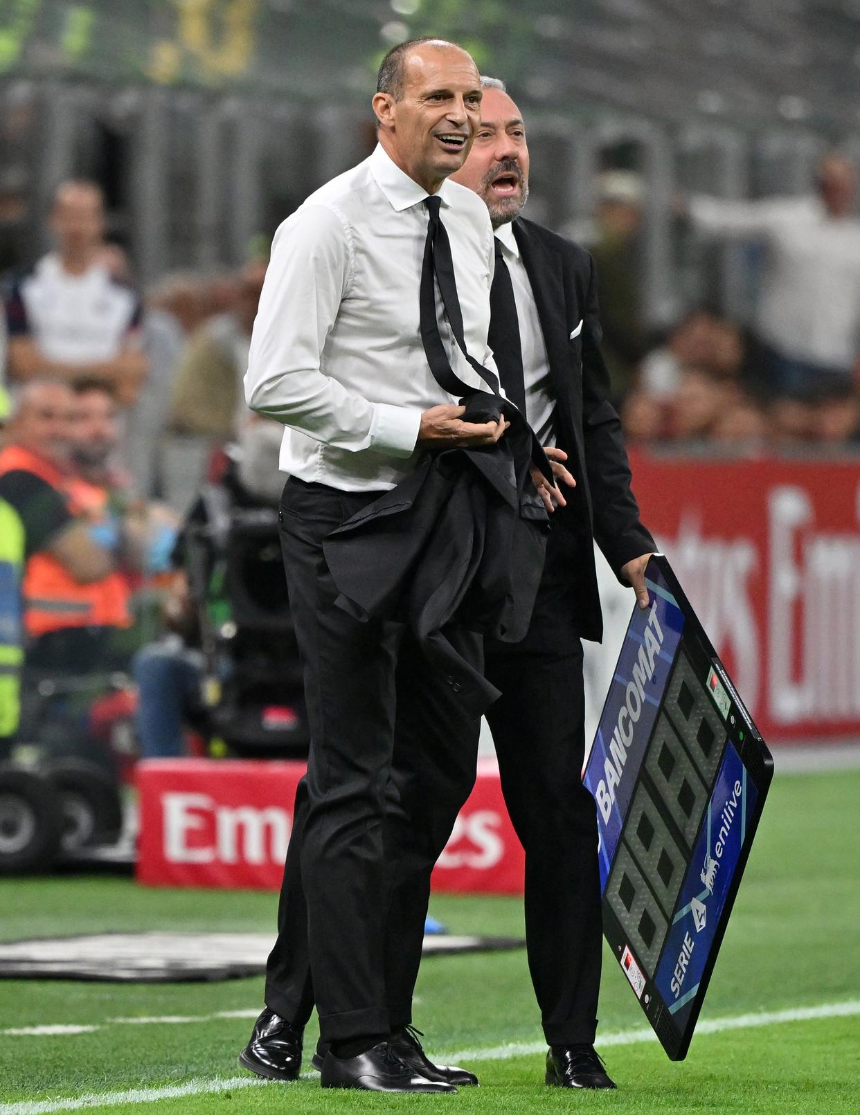 意甲集结日走向成谜，圣安东尼奥马刺队长鼓劲，媒体盛赞，赛程密集仍需轮换的简单介绍